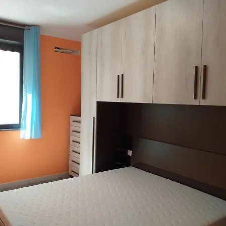 Orange House *